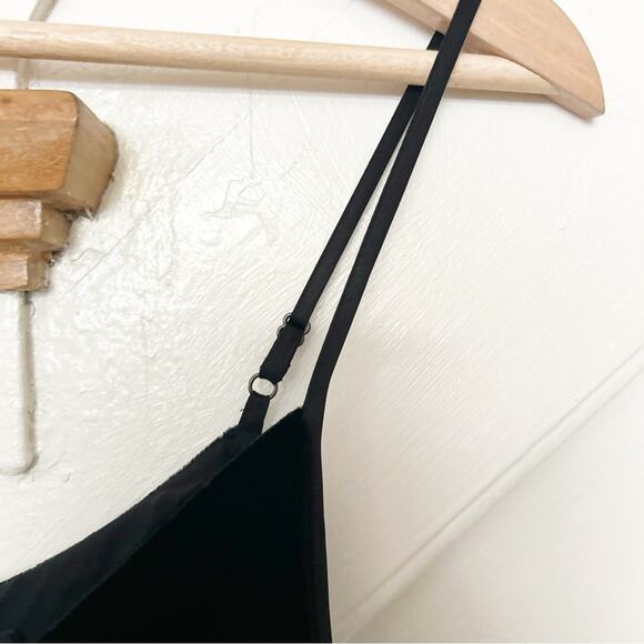 Rag & Bone Jamie Black Velvet V-Neckline Straight-Leg Tie Waist Jumpsuit Size 4 - Picture 5 of 12